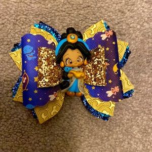 Jasmine Bow